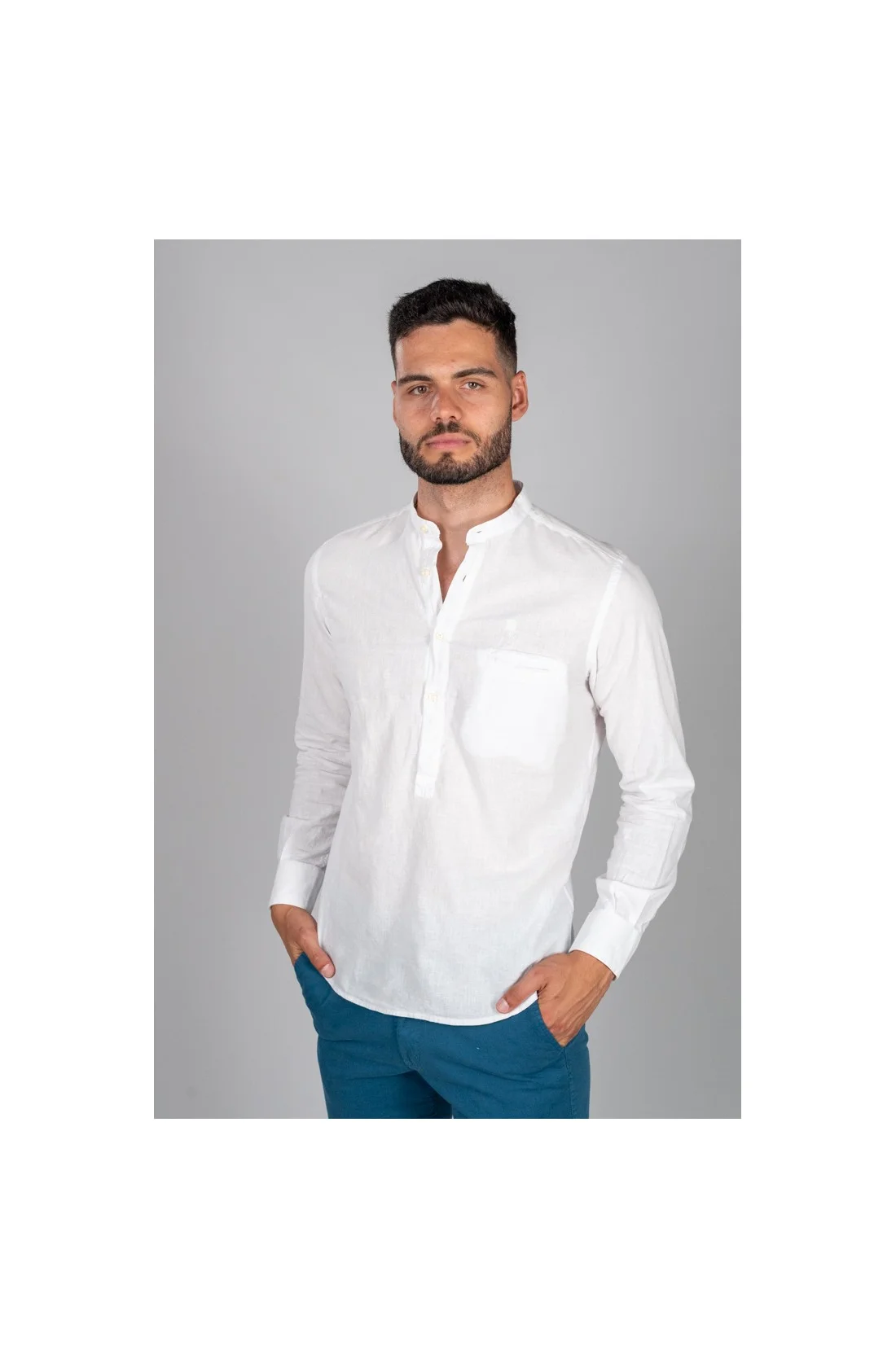 CAMISA POLERA BLANCA