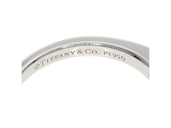 Tiffany & Co Anillo de diamante solitario Tiffany con borde afilado 
